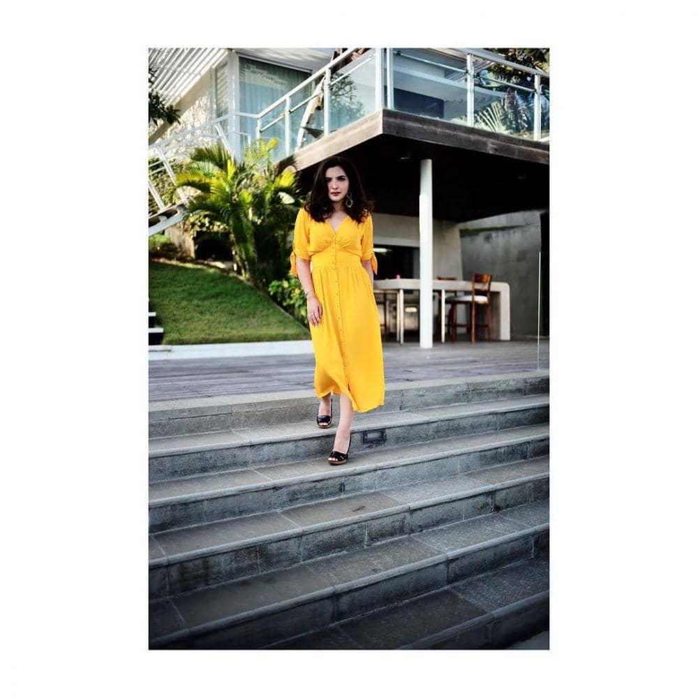 instagram.com/ashanty_ash