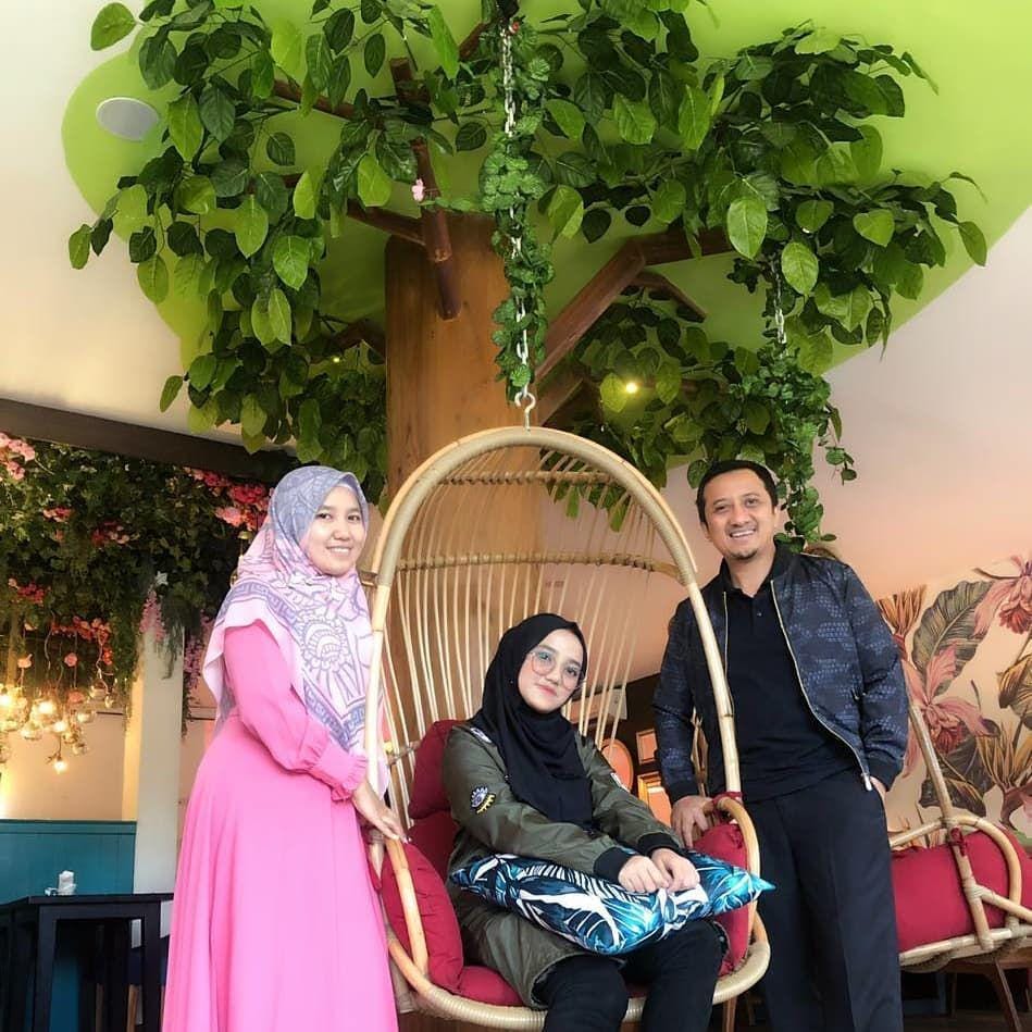 instagram.com/maemunah_mansur