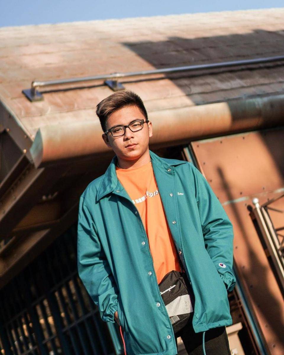 instagram.com/brandon_lilhero