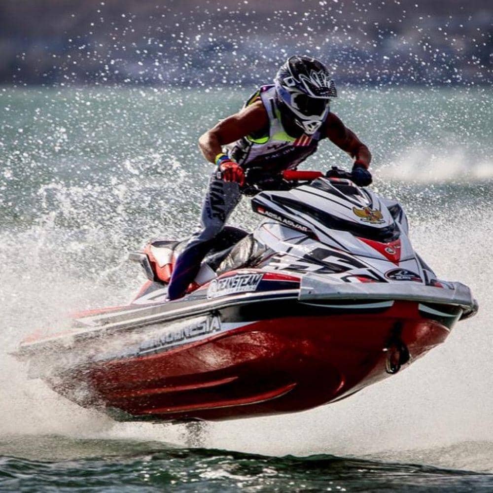 instagram.com/aqsaaswar