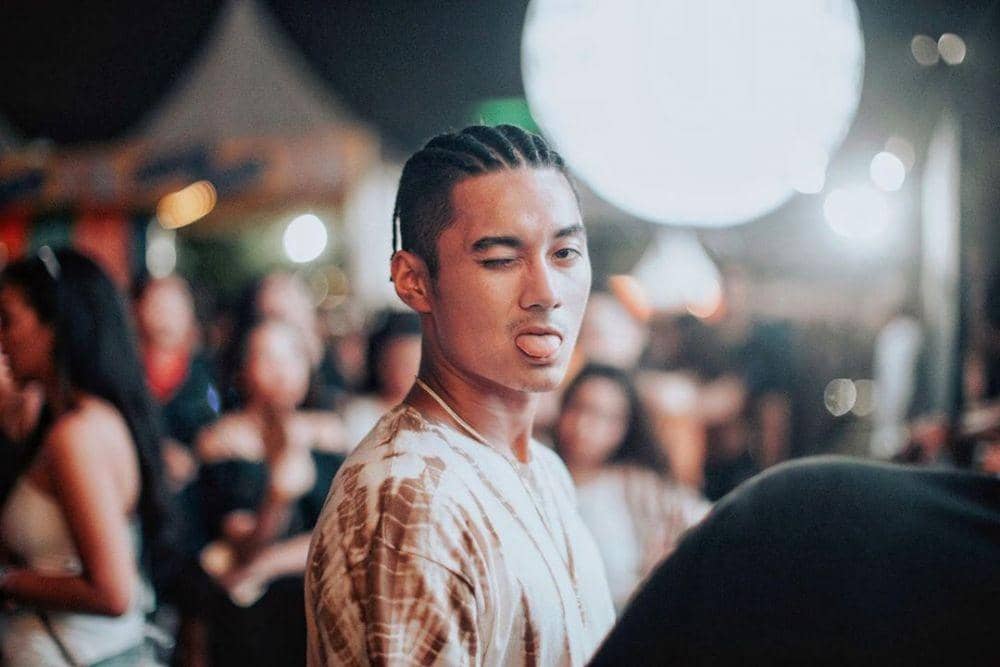 instagram.com/aqsaaswar