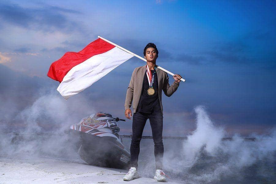 instagram.com/aqsaaswar