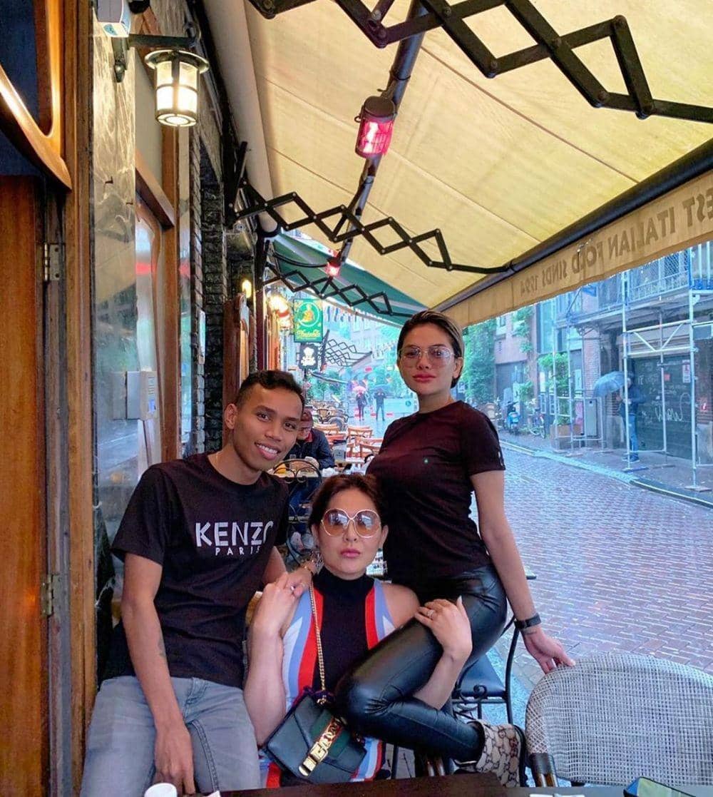 Instagram.com/nikitamirzanimawardi_17