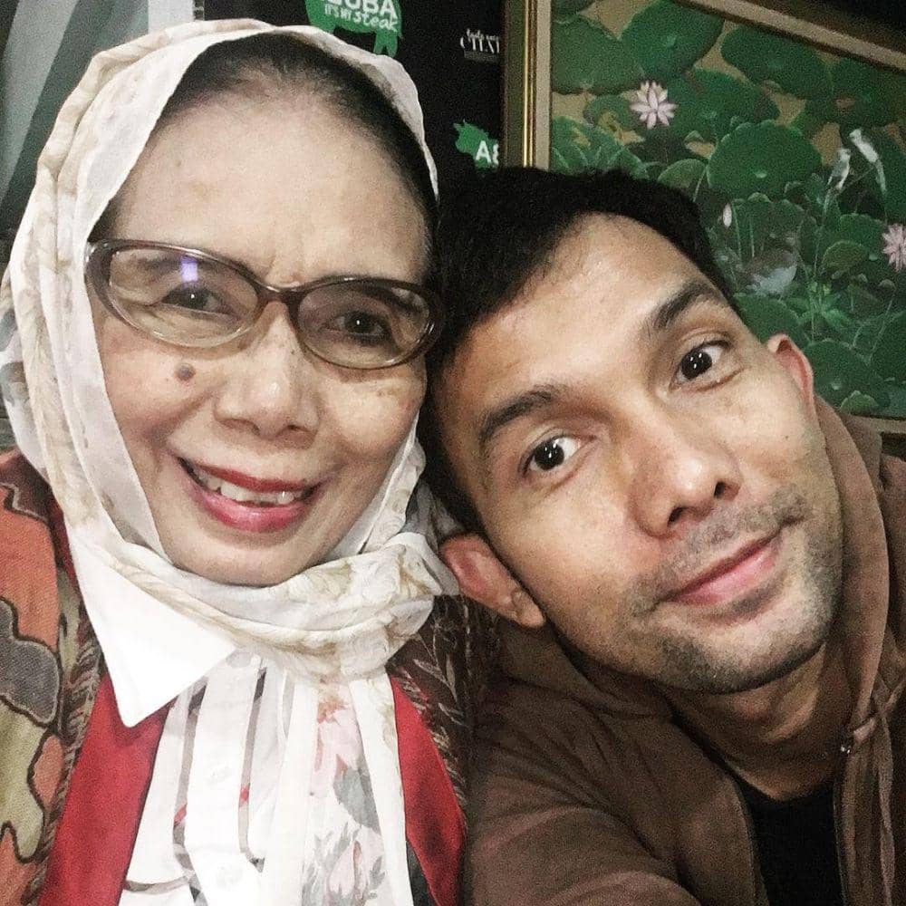 Instagram.com/indraherlambang