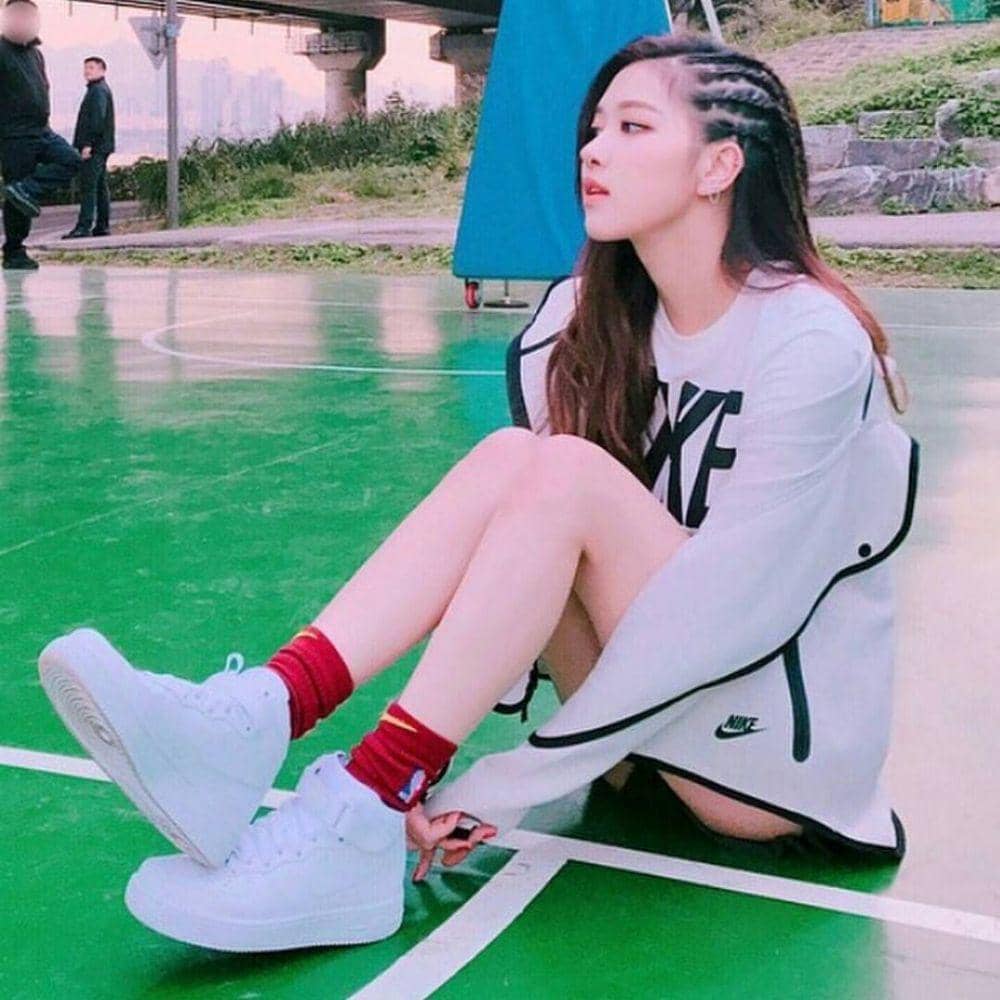 Instagram.com/blackpink_rose