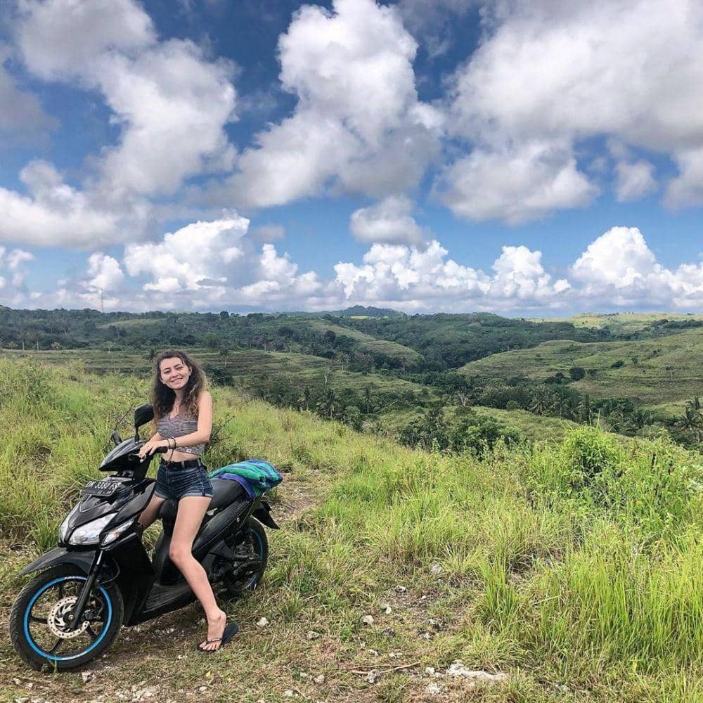 instagram.com/harrehtheworld