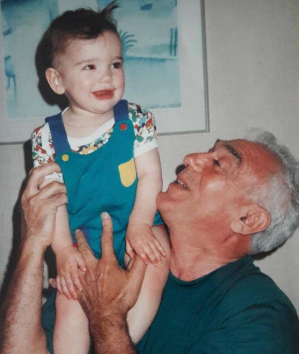 instagram.com/dualipa