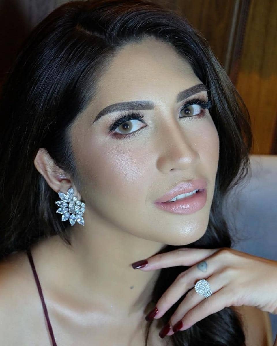 instagram.com/meiliaanggraeni