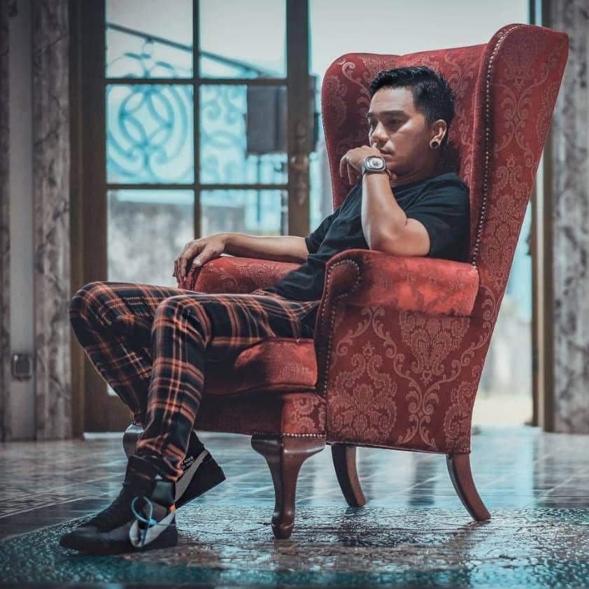 Instagram.com/mr_enda_ungu