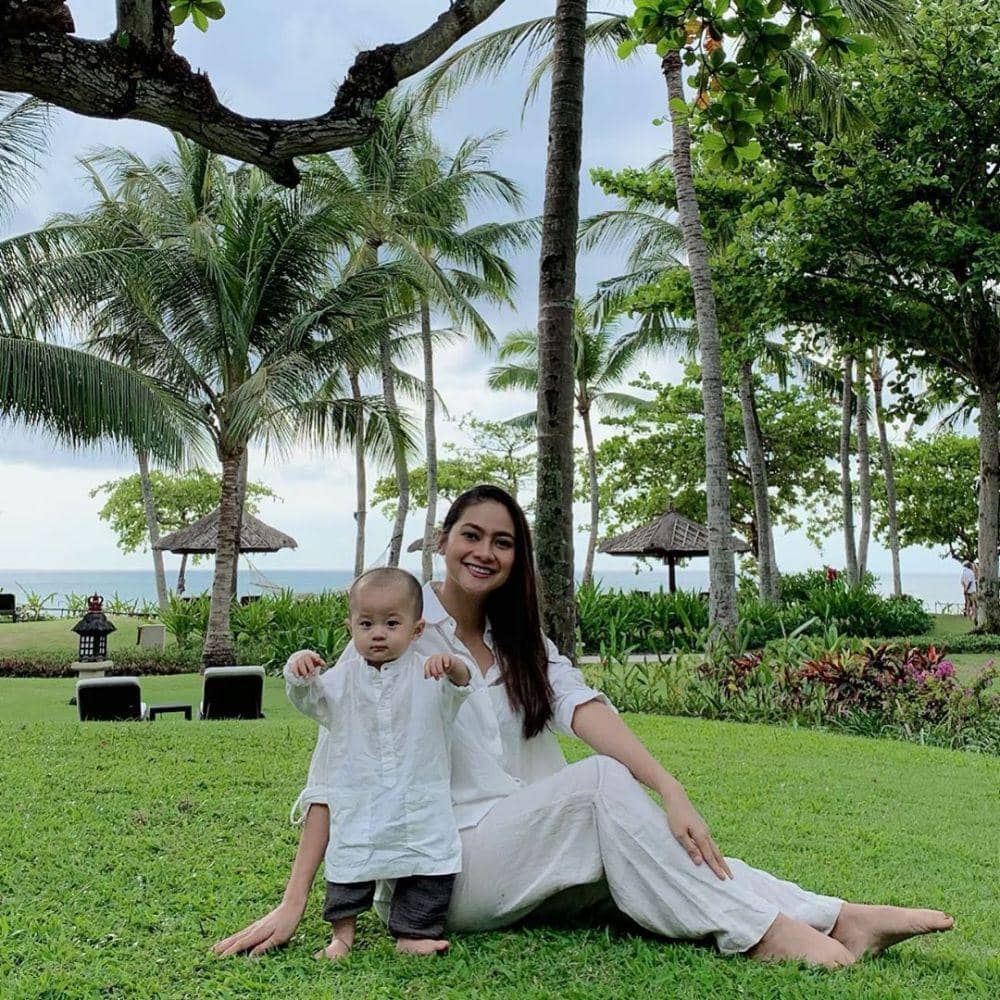 instagram.com/riniyulianti