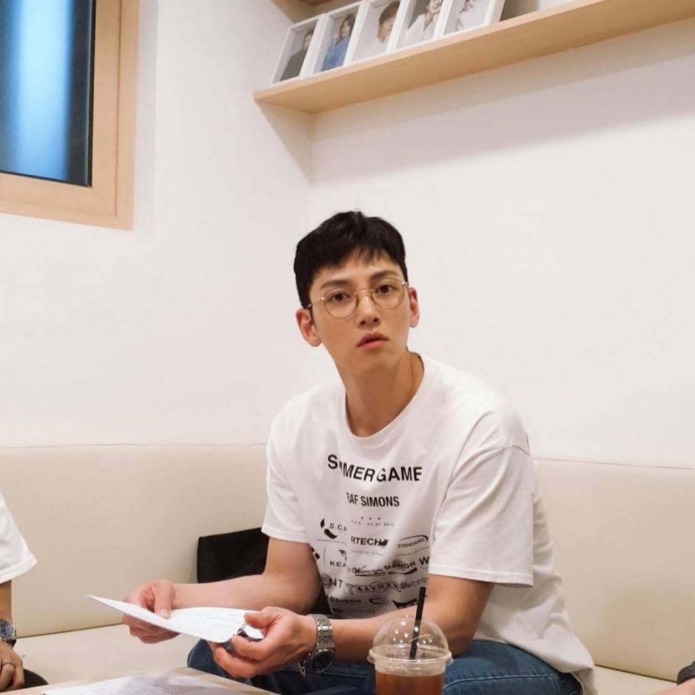 Instagram.com/jichangwook