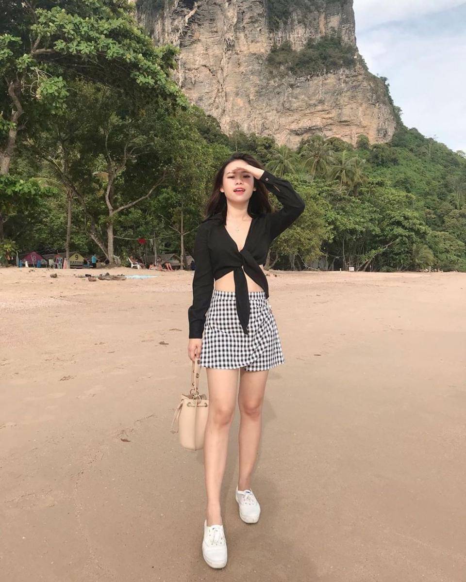 instagram.com/molita_lin