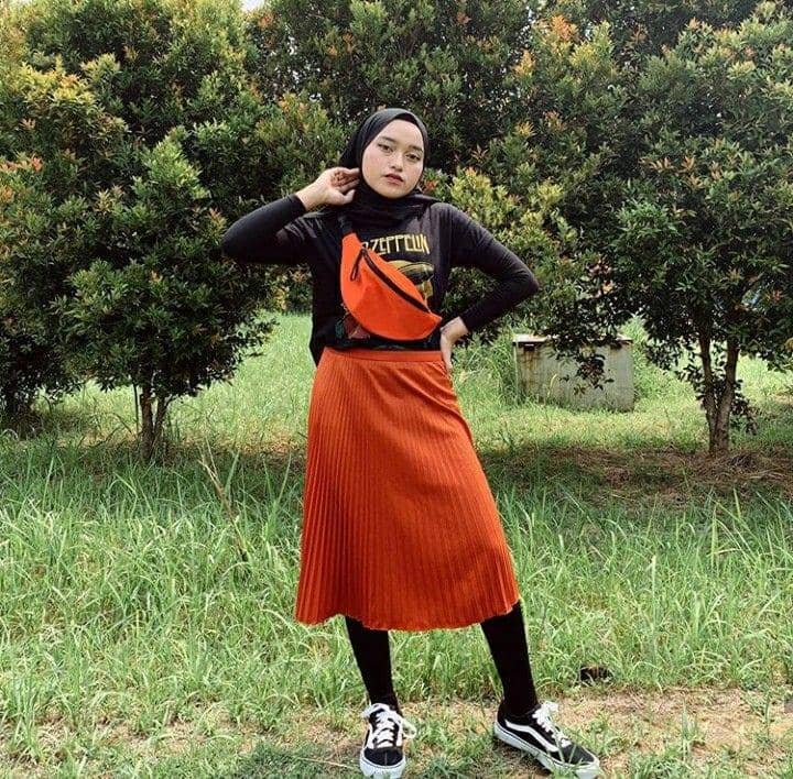 instagram.com/indirakalistha