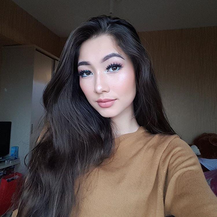 instagram.com/devinaureel