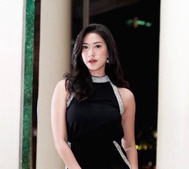 instagram.com/elmaaa_e