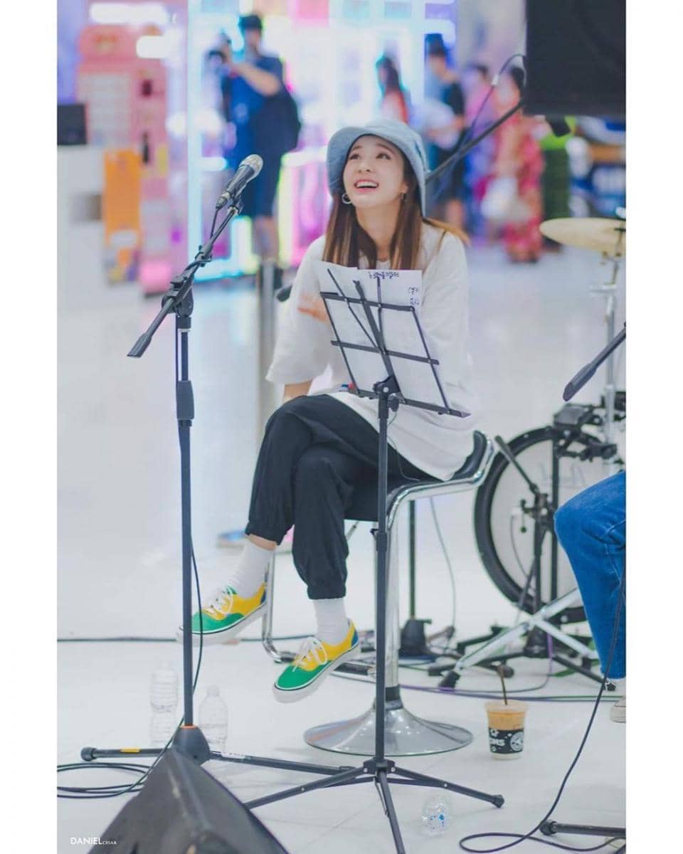 instagram.com/daraxxi