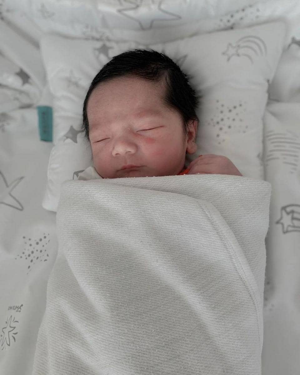 Instagram.com/arya.saloka