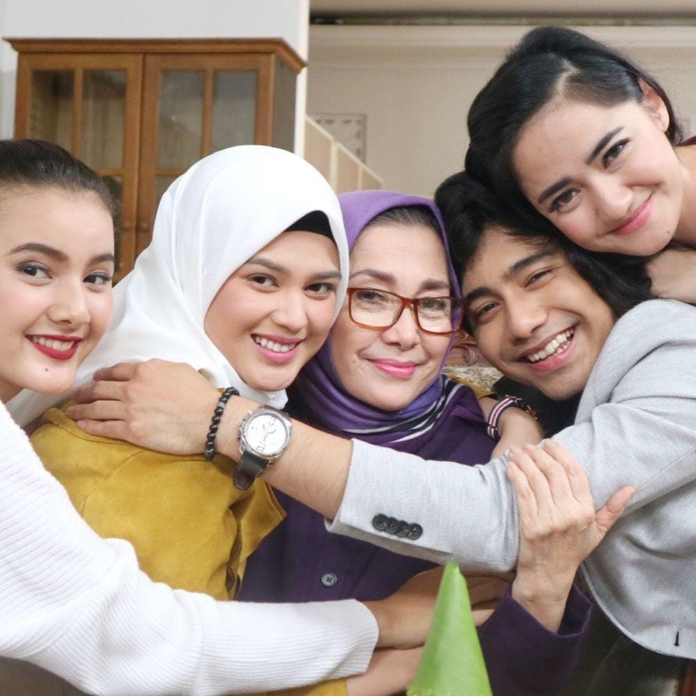 Instagram.com/marcella_simon