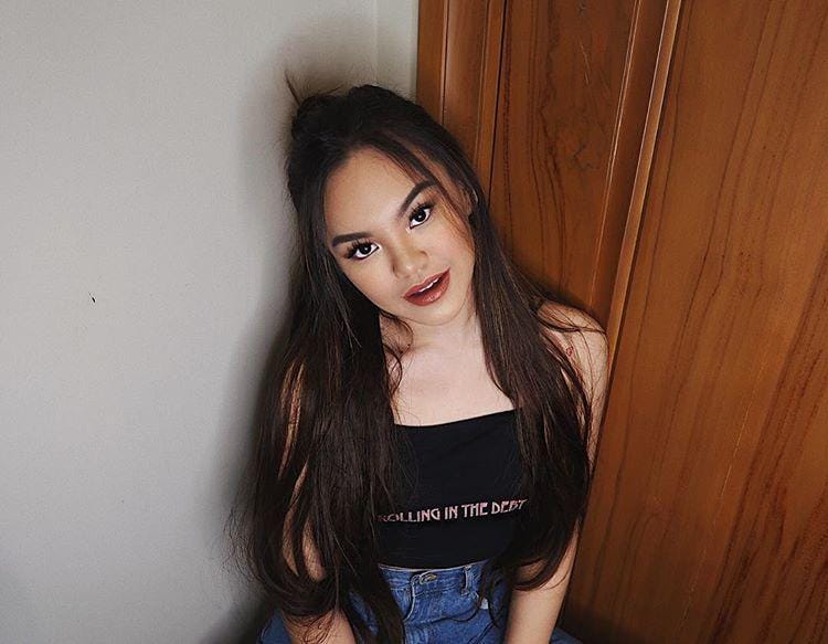 instagram.com/shafaharris