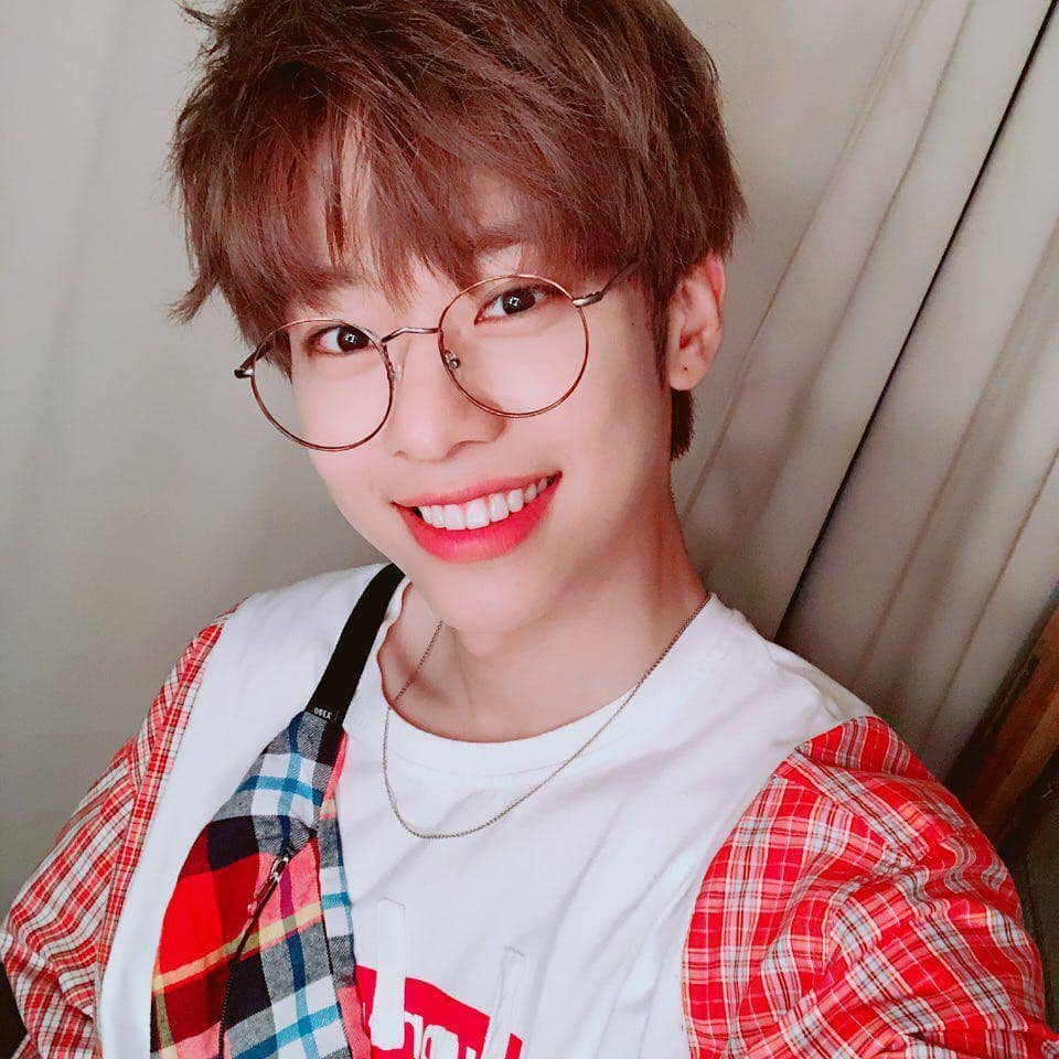 Instagram.com/ab6ix_official