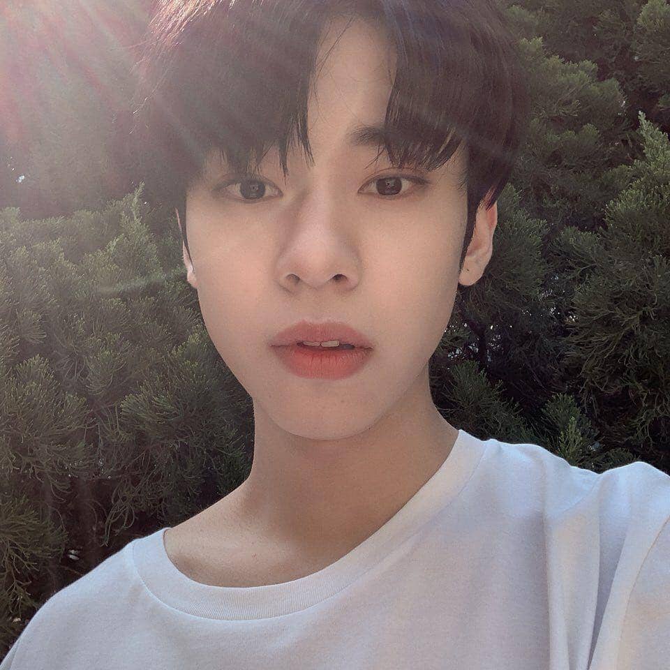 Instagram.com/ab6ix_official