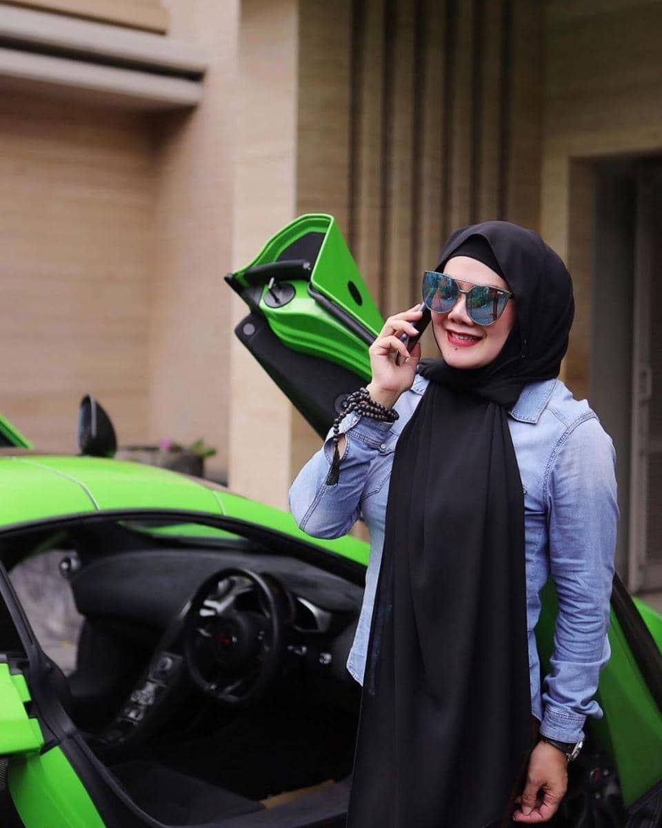 instagram.com/queen_saritaabdulmukti