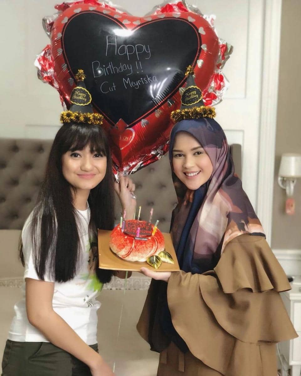 Instagram.com/marcella_simon