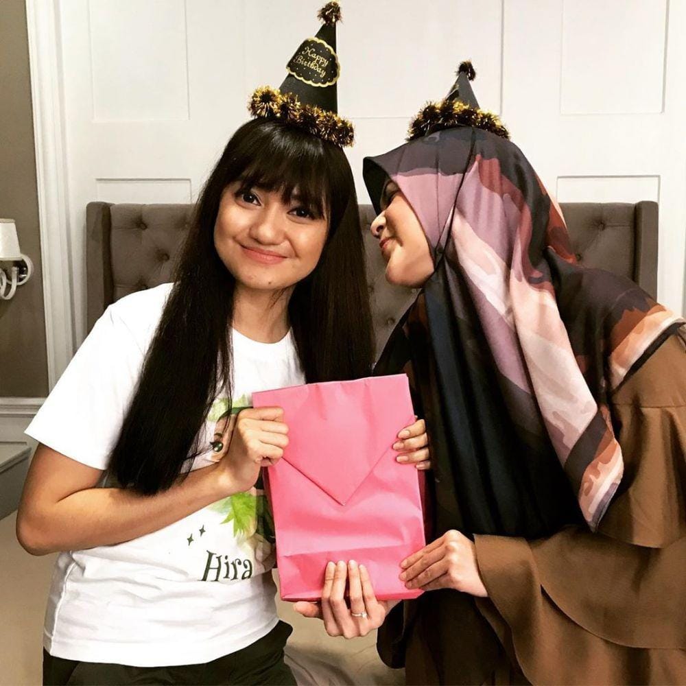 Instagram.com/marcella_simon