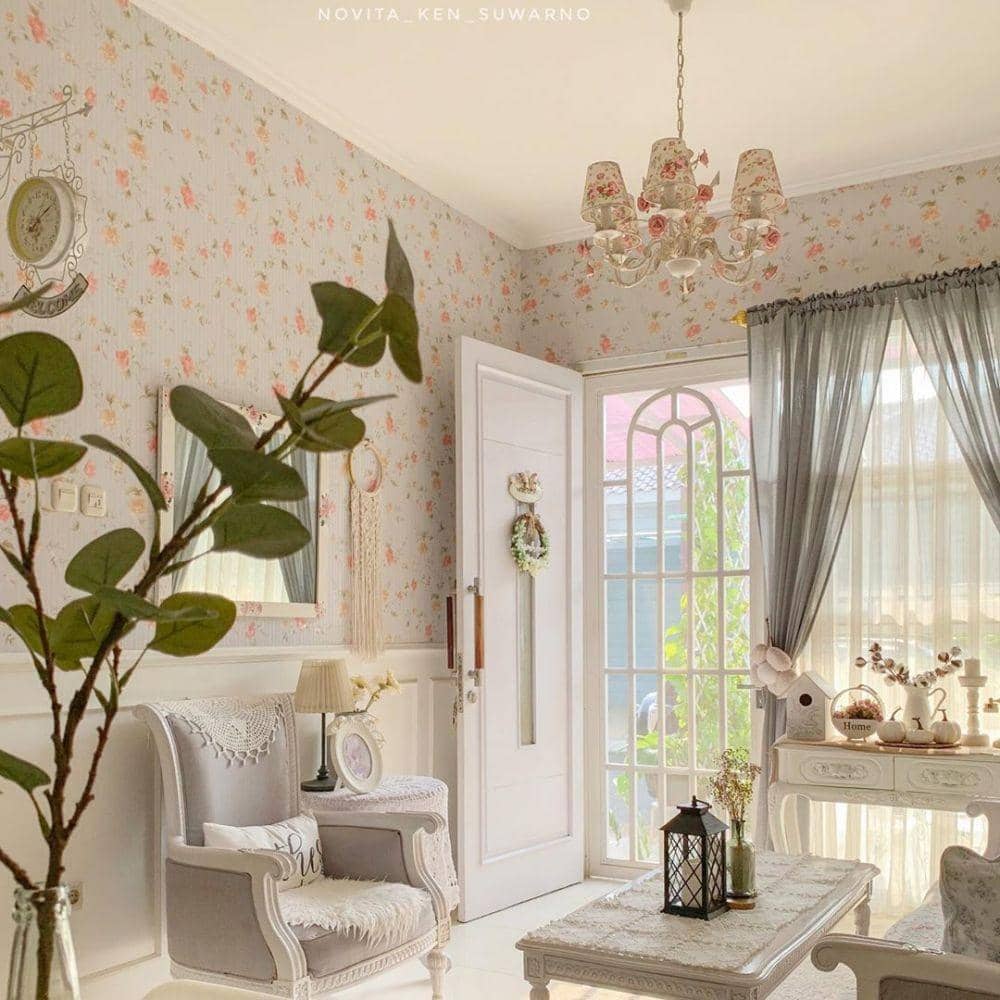 instagram/novita_ken_suwarno