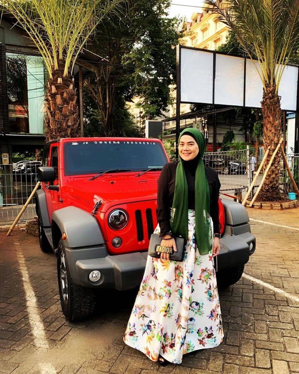 instagram.com/queen_saritaabdulmukti