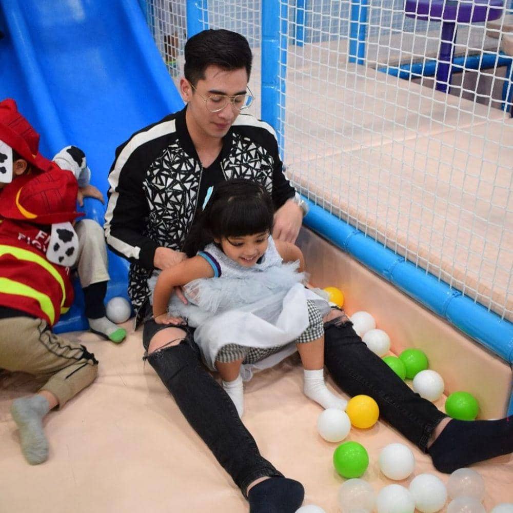 instagram.com/vaniaathabina24