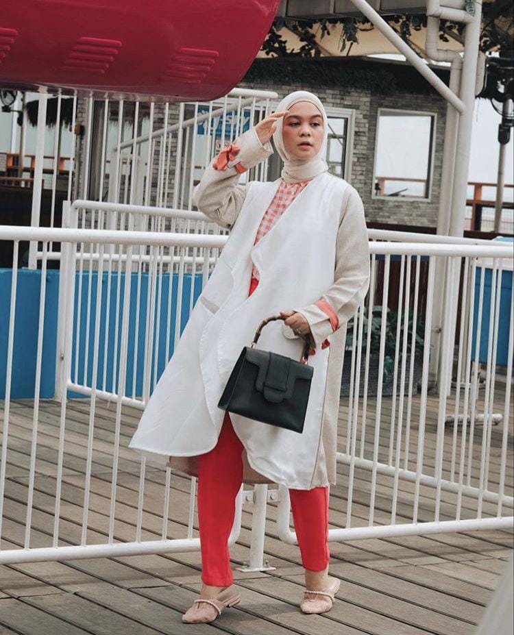 Instagram.com/tantrinamirah