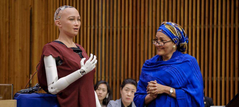 (Robot sosial sophia) www.un.org