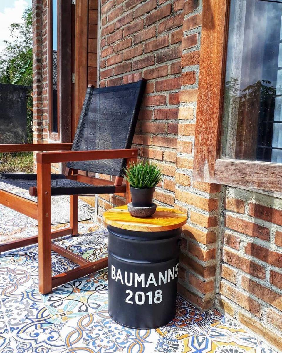 instagram.com/tika_johny