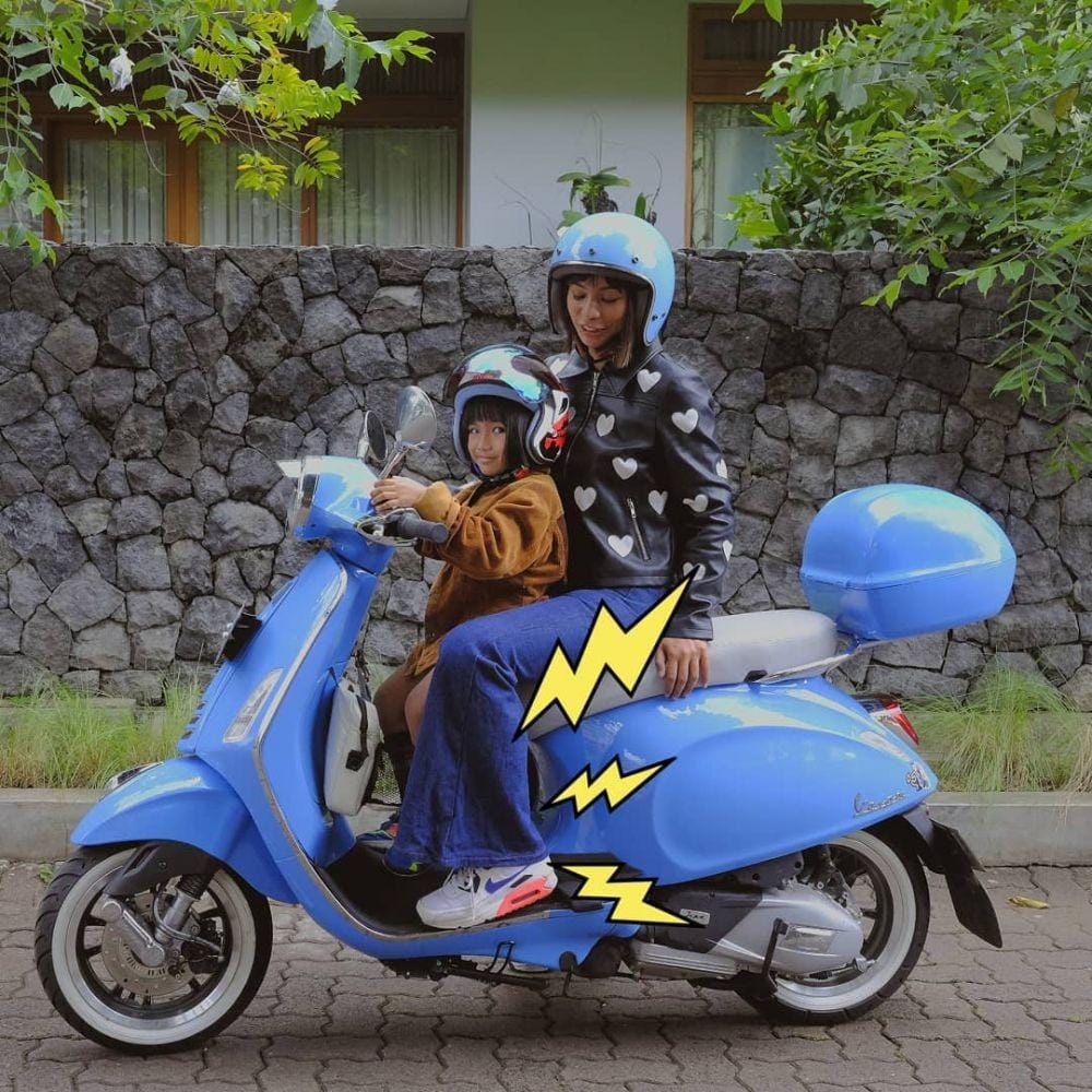 Instagram.com/shareefadaanish