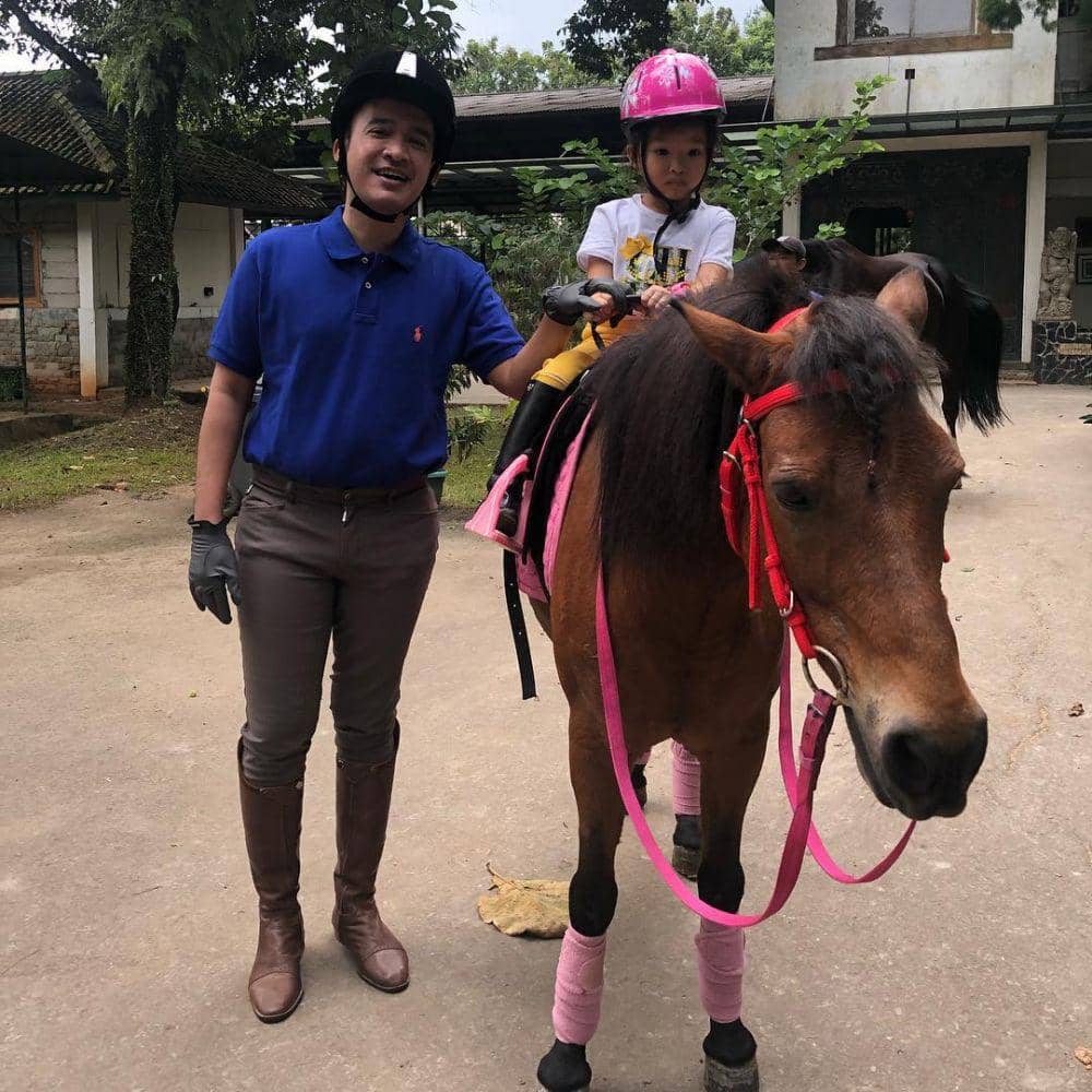 instagram.com/thaliaputrionsu