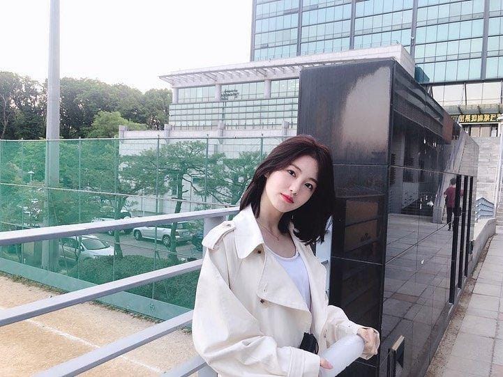 instagram.com/__shinyeeun