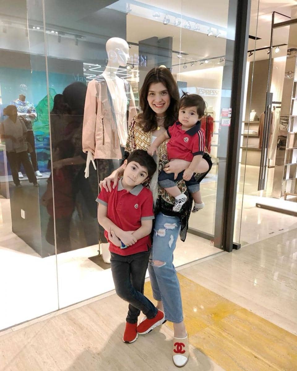 instagram.com/carissa_puteri