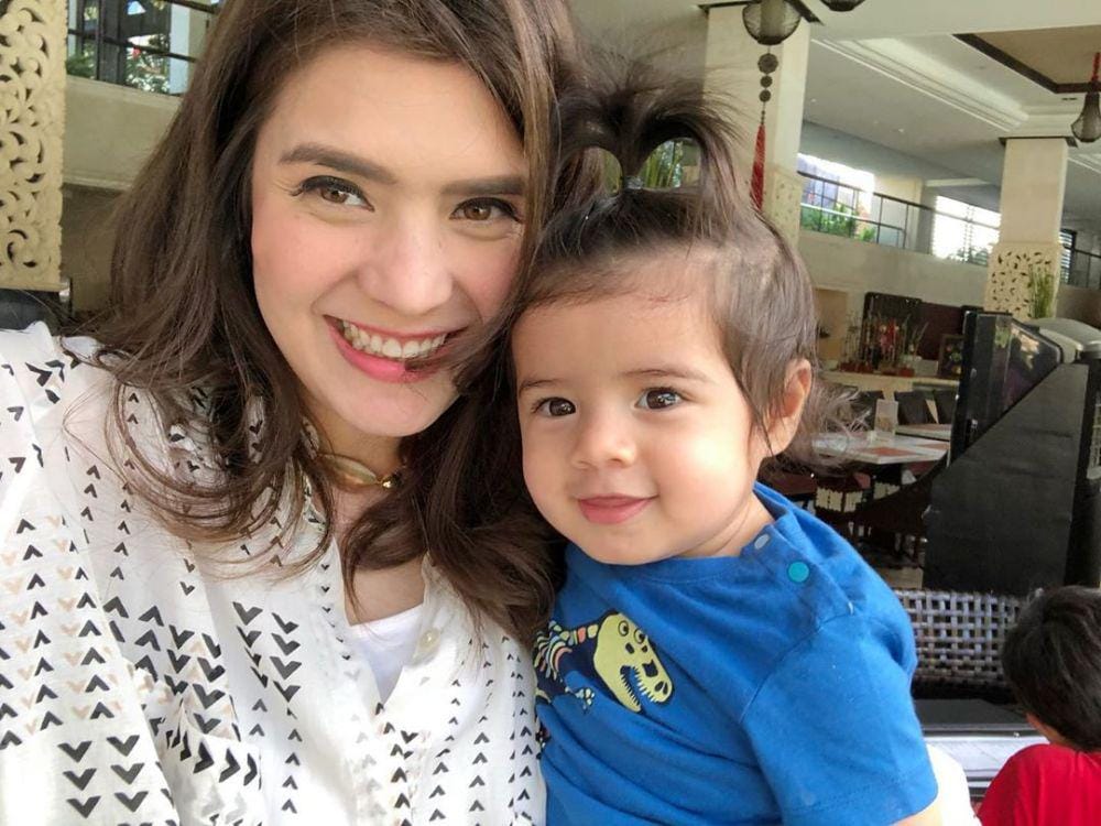 instagram.com/carissa_puteri