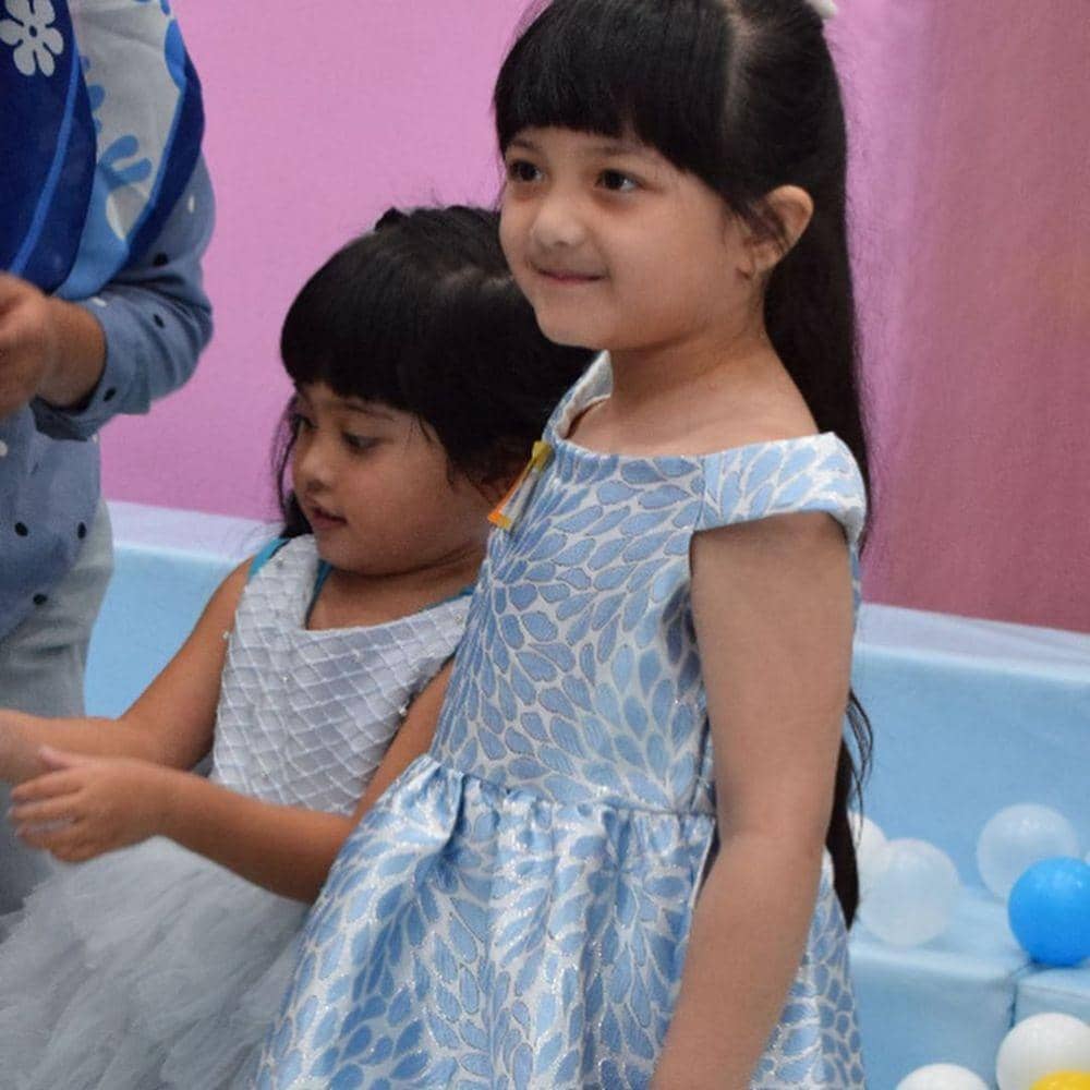 instagram.com/vaniaathabina24