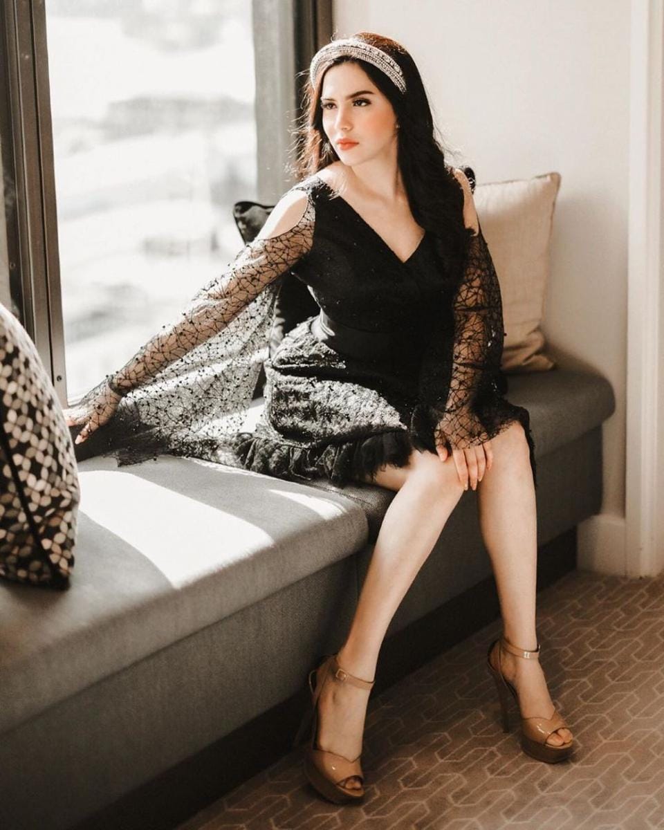 Instagram.com/sallyadelia