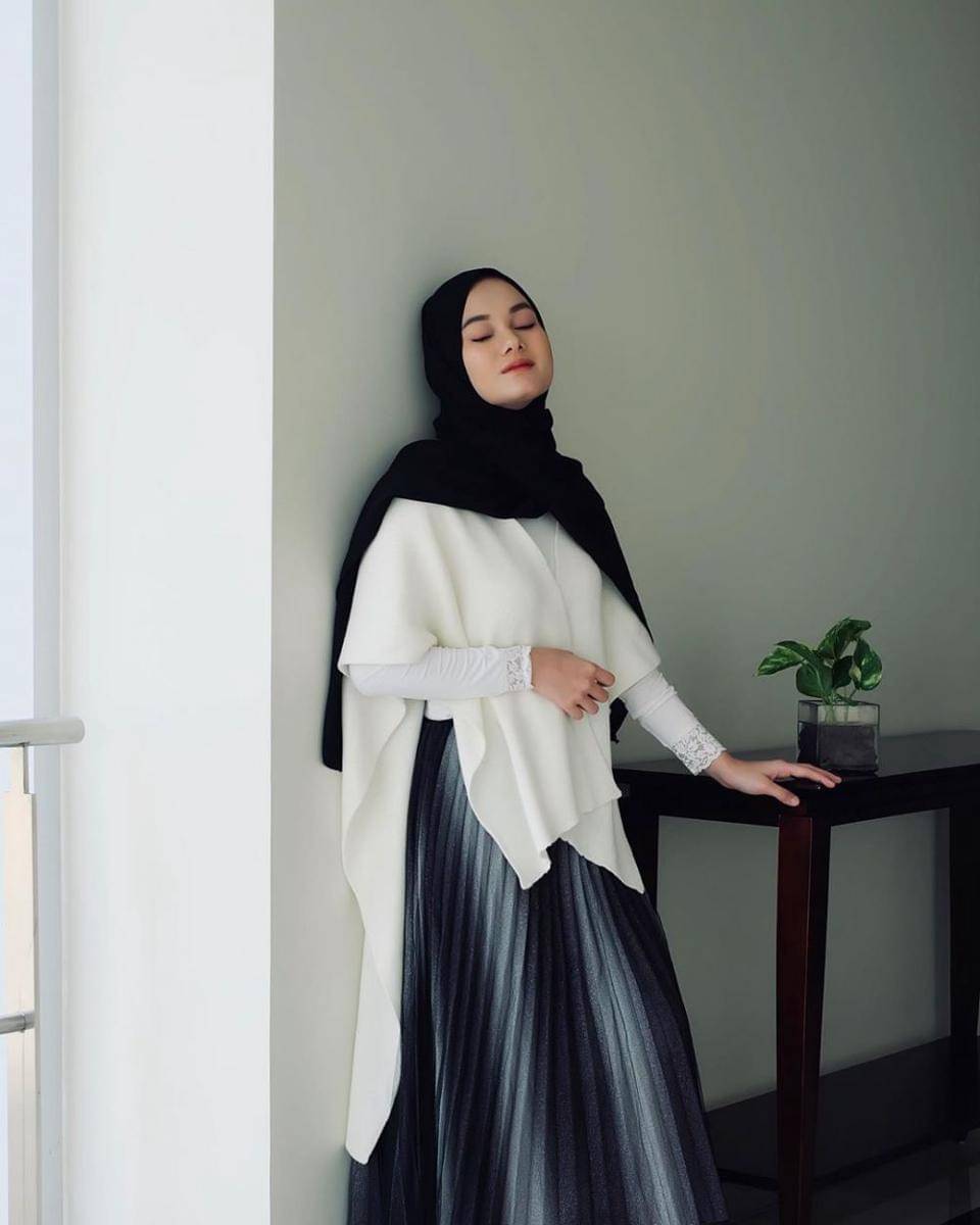 instagram.com/dindahw