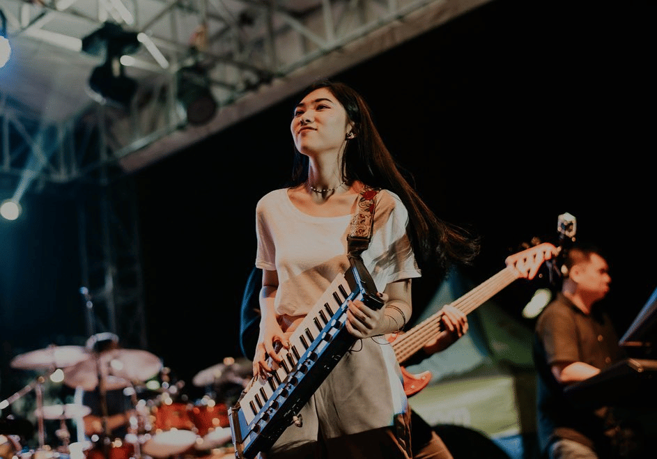 instagram.com/isyanasarasvati