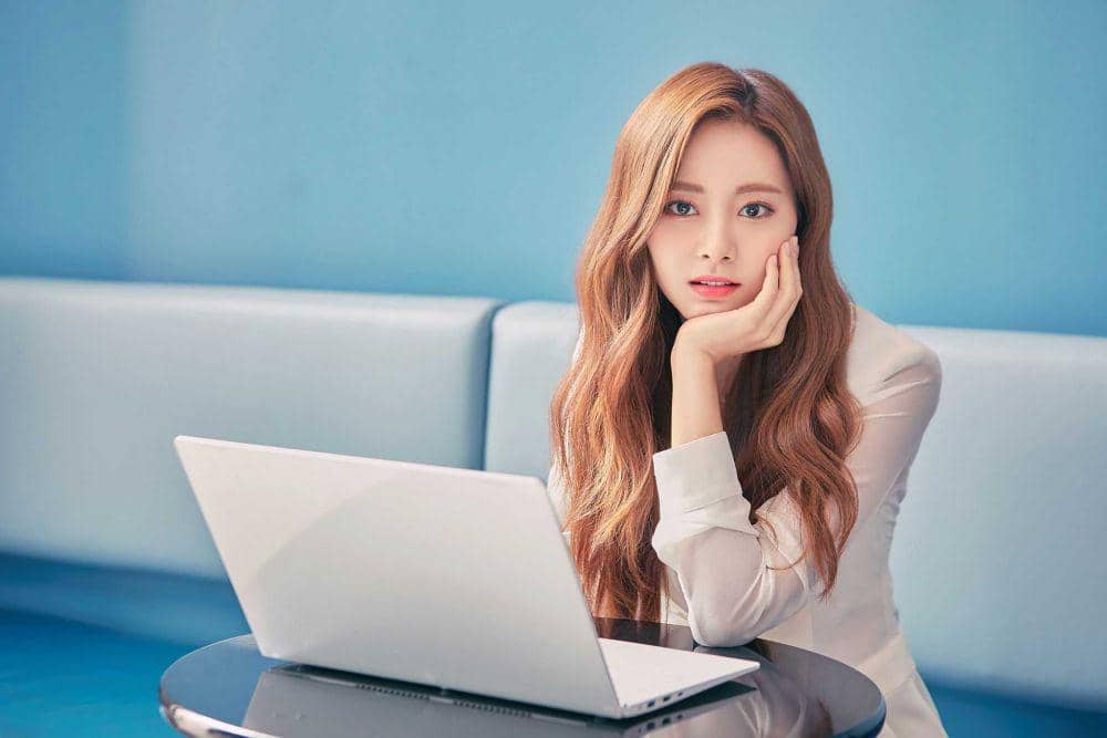 twitter.com/JYPETWICE