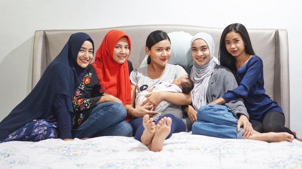 Instagram.com/ayyarenita93