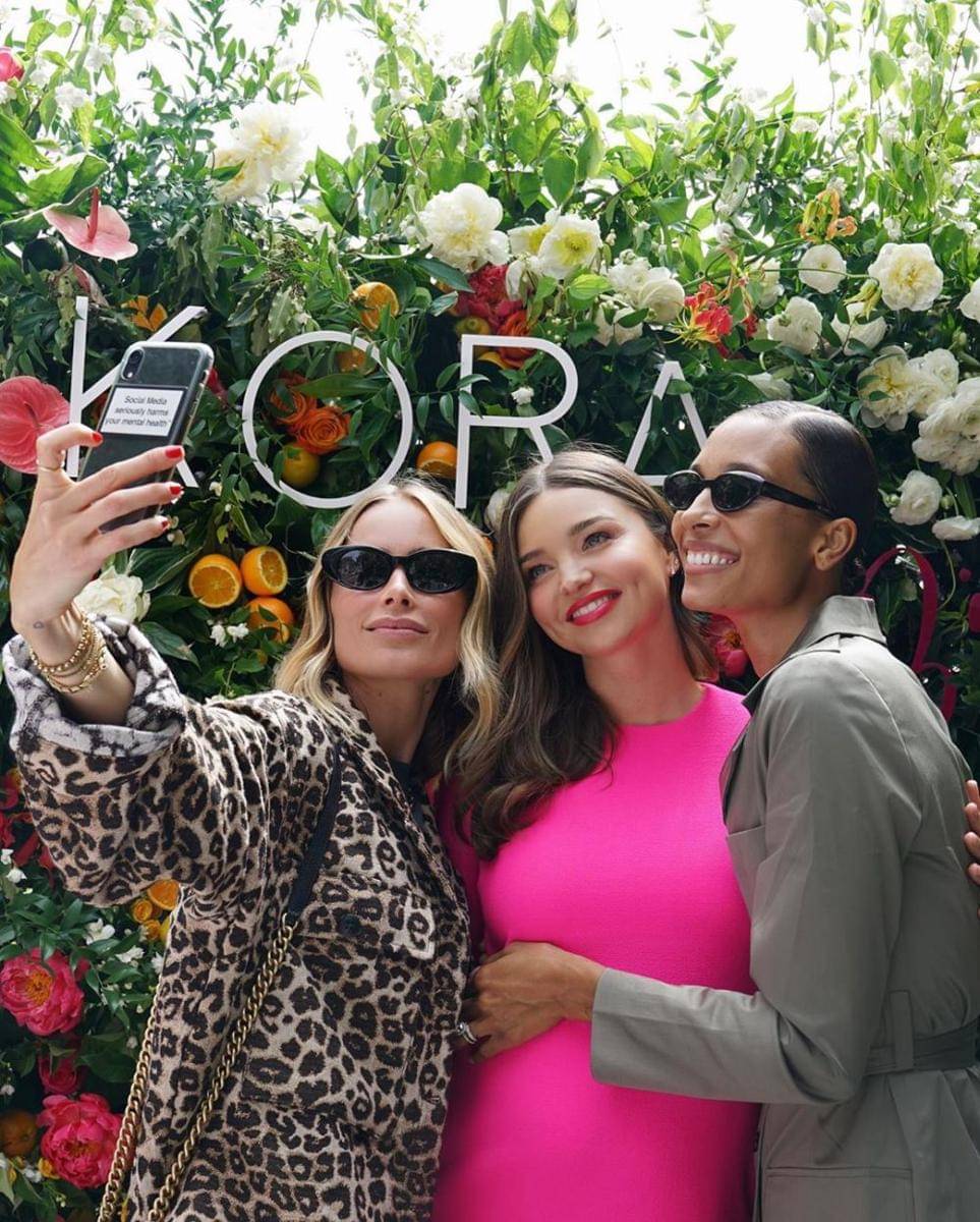 instagram.com/mirandakerr