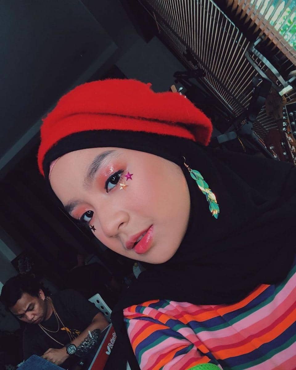 instagram.com/nashwaaaz