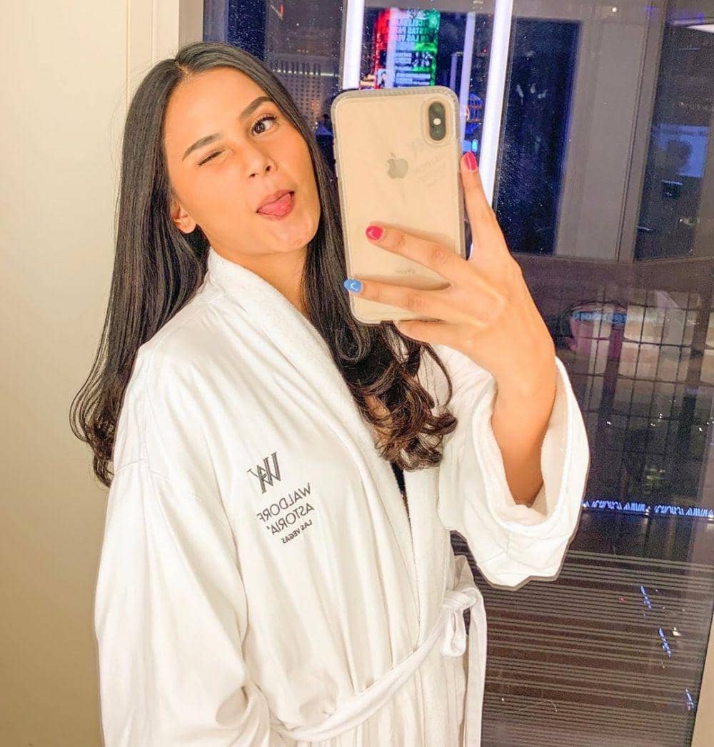 Instagram.com/yunitasiregar