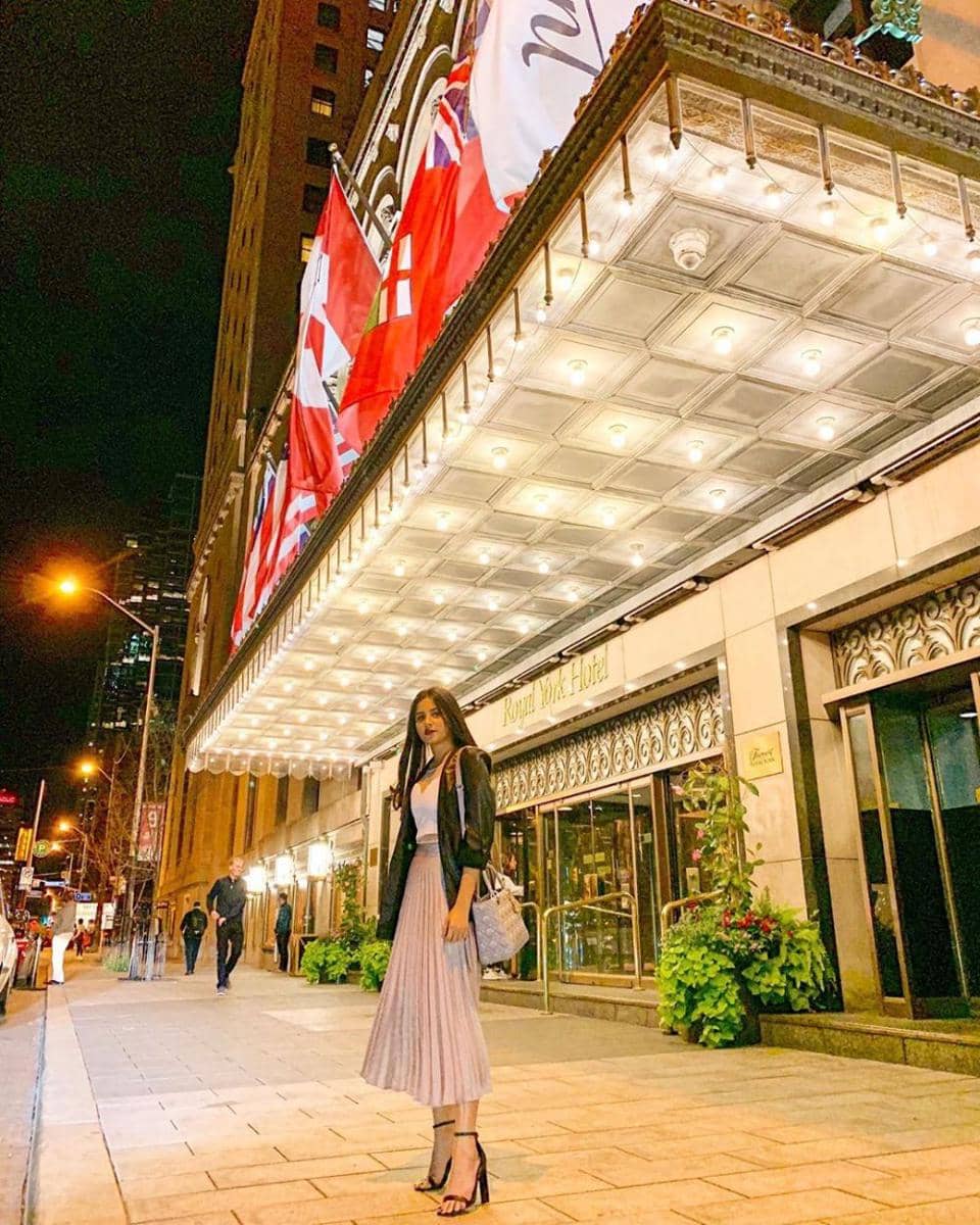 Instagram.com/yunitasiregar