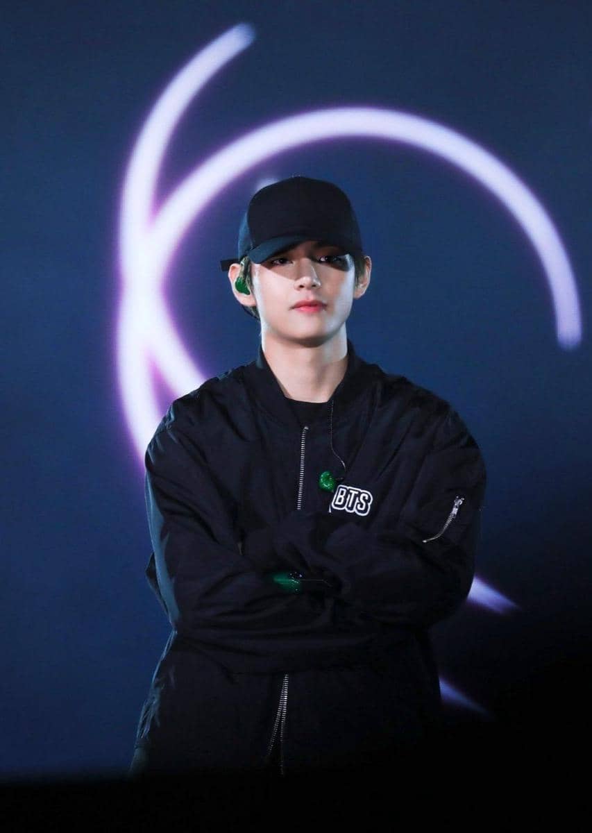 twitter.com/Violet130613